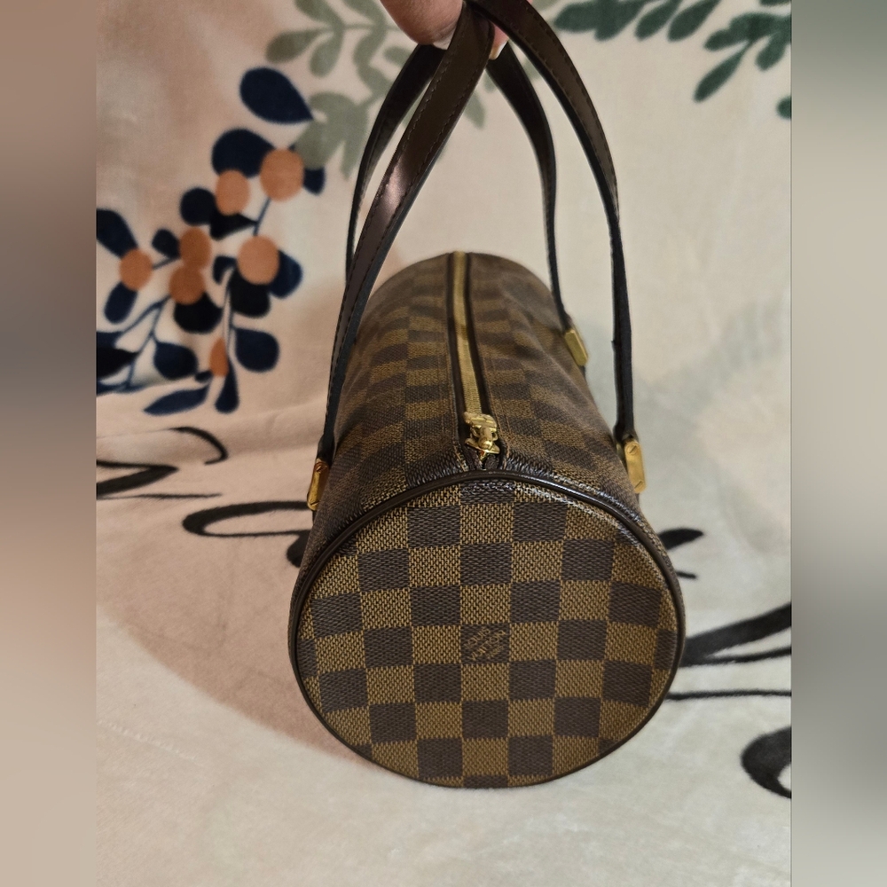 π― Authentic Damier Ebene Papillon 26 - Picture 7 of 15